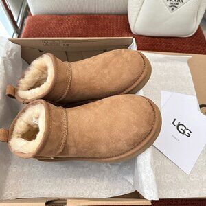 UGG Classic Ultra Mini Boots chestnut